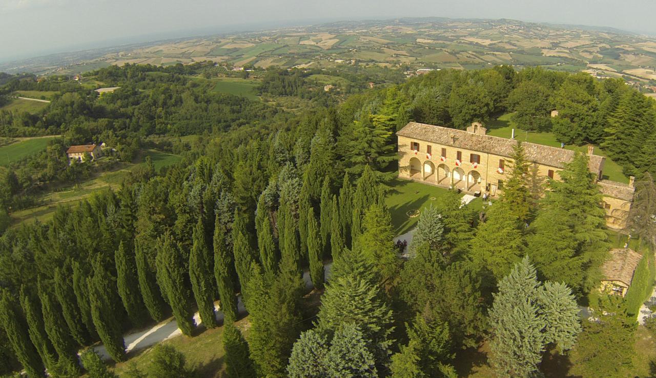 לינה וארוחת בוקר Convento Di San Francesco Mondaino מראה חיצוני תמונה